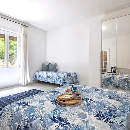 Hiddengarden With Garden And Jacuzzi In The Center Of The Of * Alghero