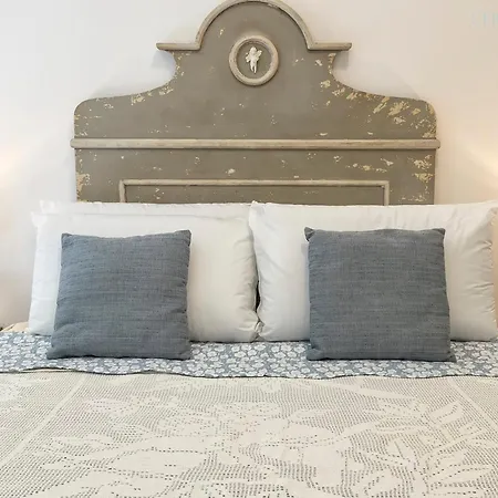 Hiddengarden With Garden And Jacuzzi In The Center Of The Of Διαμέρισμα *