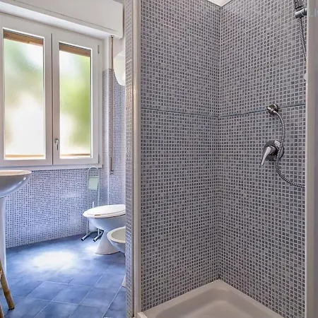 Hiddengarden With Garden And Jacuzzi In The Center Of The Of Αλγκέρο